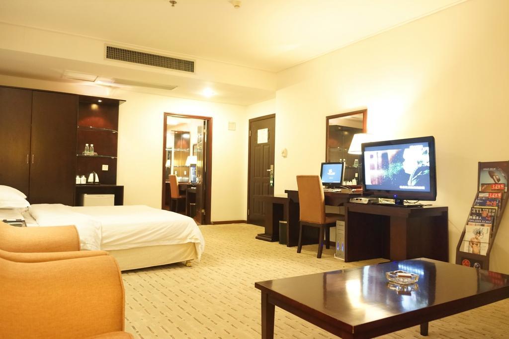Raystar Hotel Canton Esterno foto